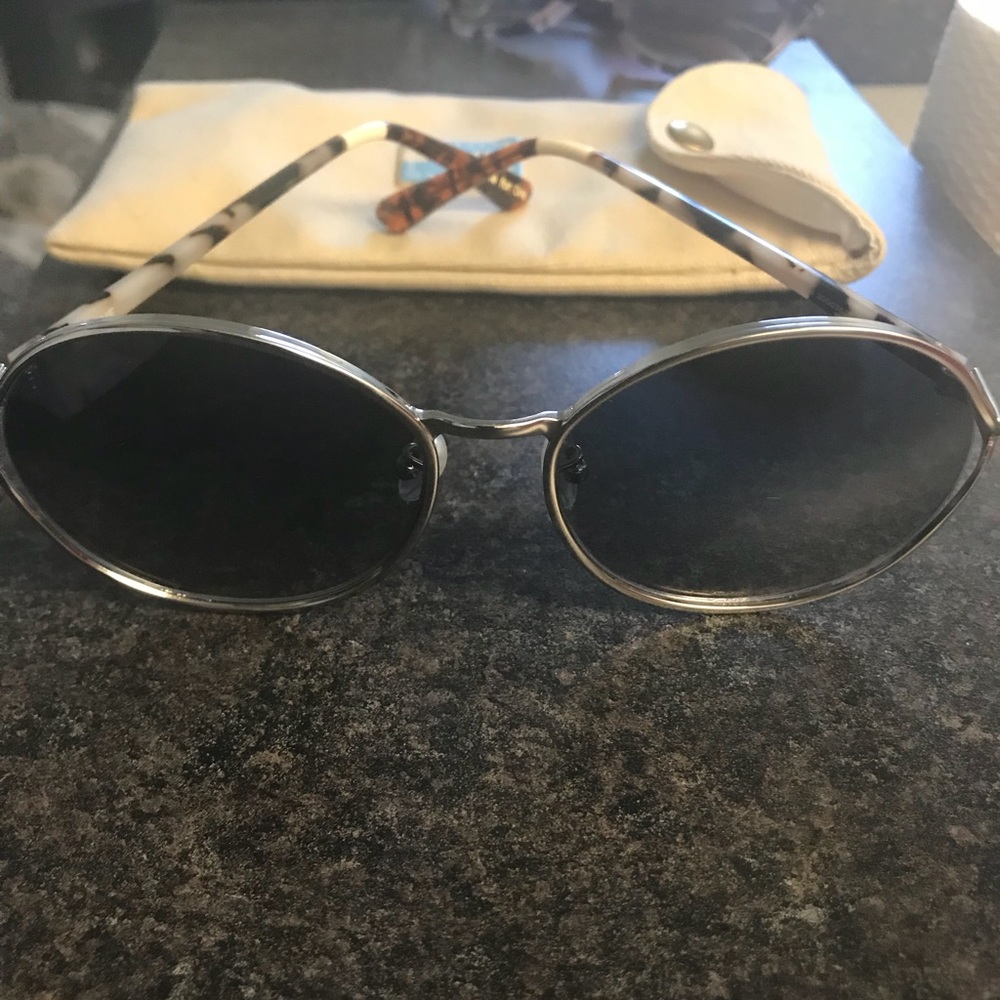 TOMS Sunglasses - FUNKY FRESH! - Picture 2 of 3